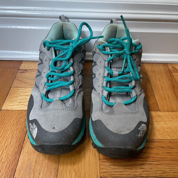The North Face Shoes - The North Face Hedgehog Fast Pack Low Hiking Shoes Women's 6 Gray Teal